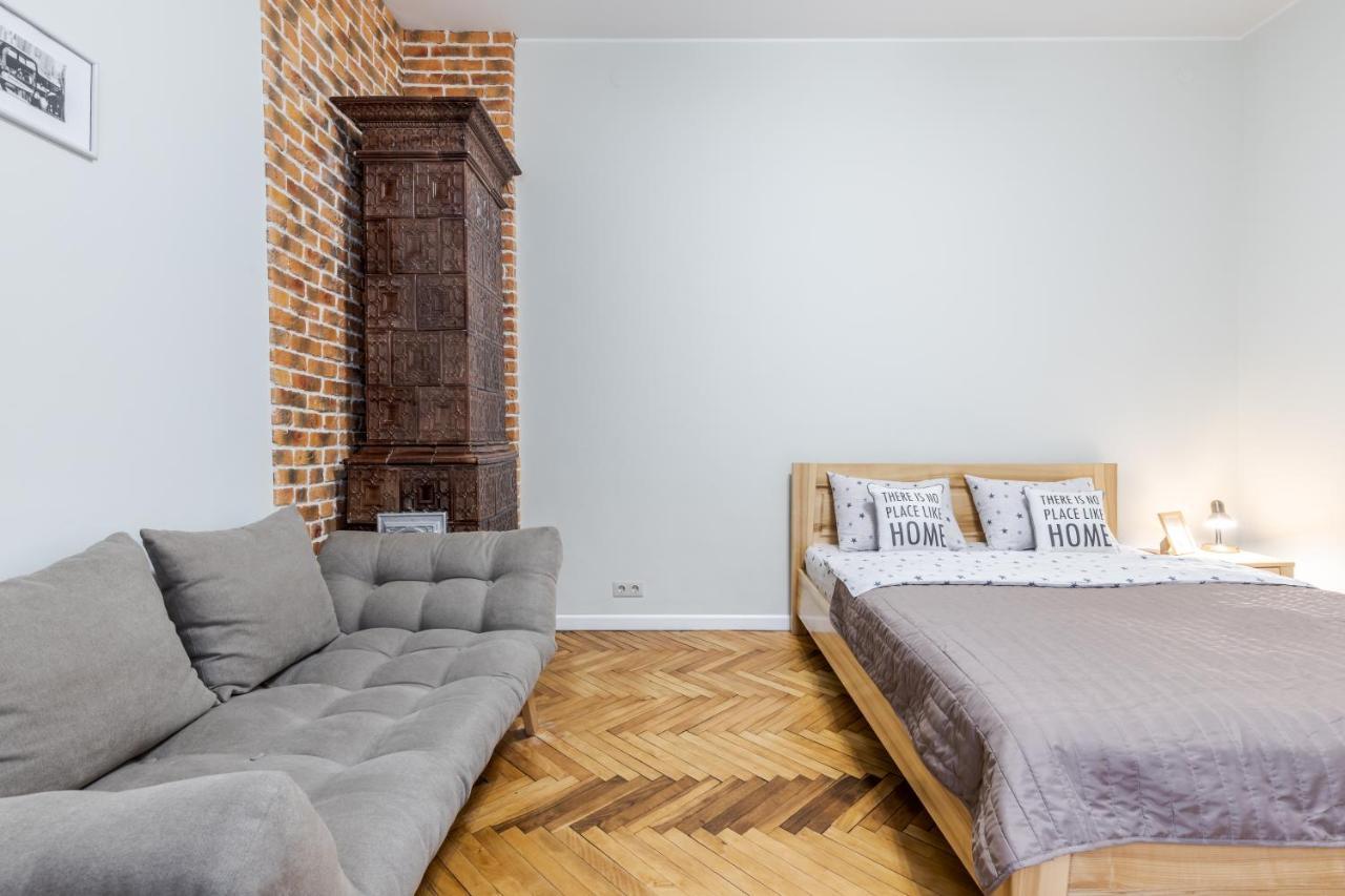לבוב Inshiapartments On Teodora Square מראה חיצוני תמונה