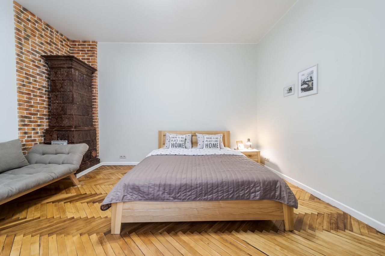 לבוב Inshiapartments On Teodora Square מראה חיצוני תמונה